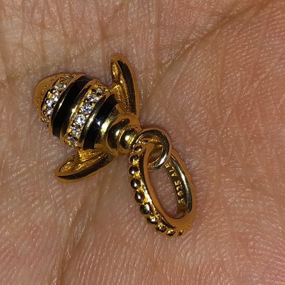 Pandora SHINE collection Queen 🐝 charm - Picture 2 of 2